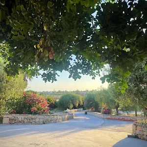 https://farfalla-blu.sicilyhotelsitaly.net